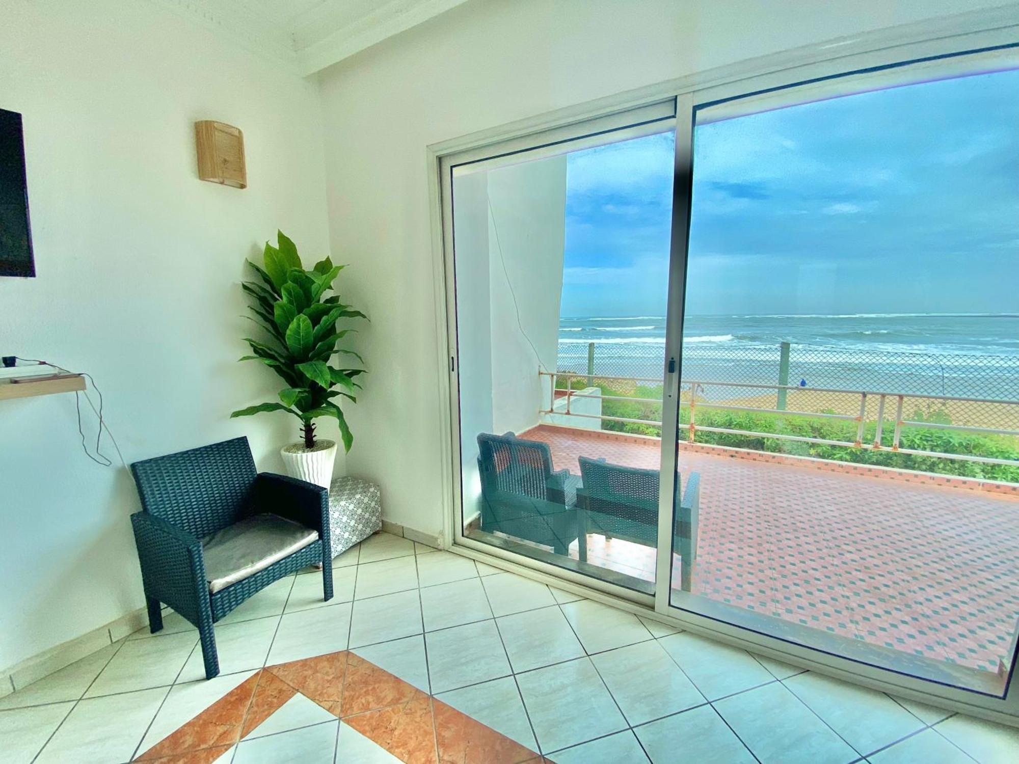 Villa Splendid Beachfront In Sidi Bouzid With Pool